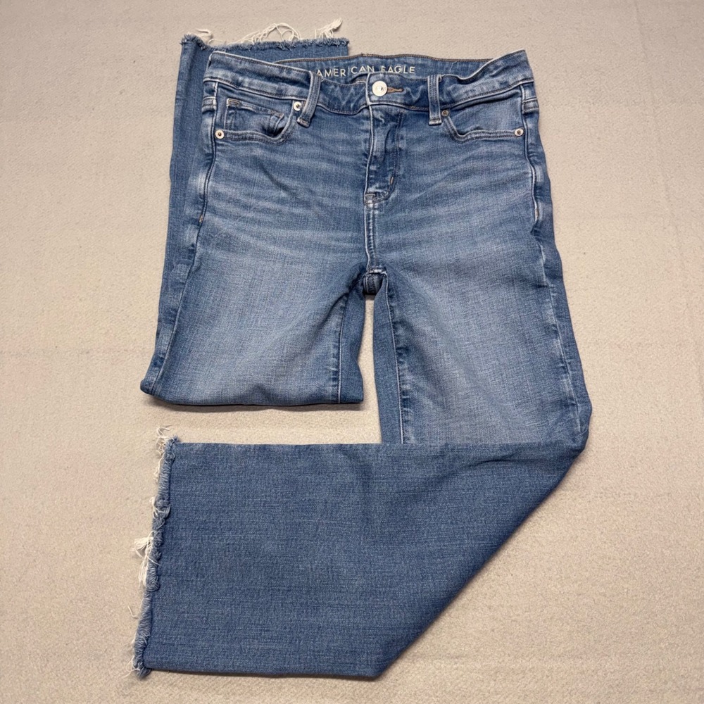 American Eagle Stretch Jeans Womens 4 Short Blue Straight Leg Raw Hem